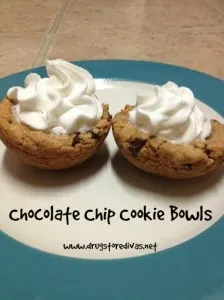 chocolate-chip-cookie-bowls