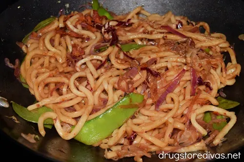 Yaki udon in a wok.