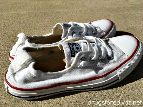 Did your white sneakers get dirty? Find out how to clean white sneakers in this post from www.drugstoredivas.net.