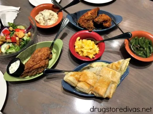 Y'all, Paula Deen's Family Kitchen is open in Myrtle Beach, SC. Planning on going? Check out this Paula Deen's Family Kitchen review from www.drugstoredivas.net.