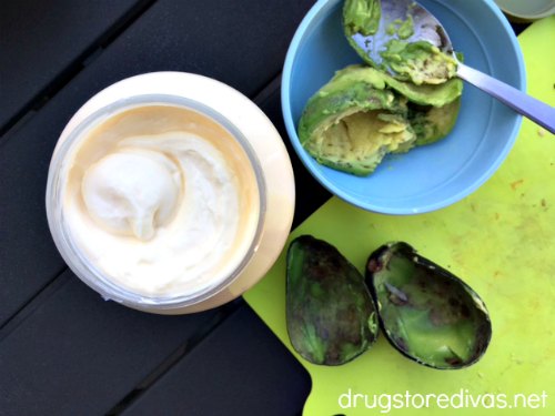 Looking for a new condiment for your favorite sandwiches? Try this Avocado Mayo from www.drugstoredivas.net.