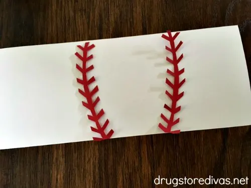 Do you have a baseball fan in your home? This DIY Baseball Pencil Holder is the perfect craft for his or her desk. Find out how to make it at www.drugstoredivas.net.