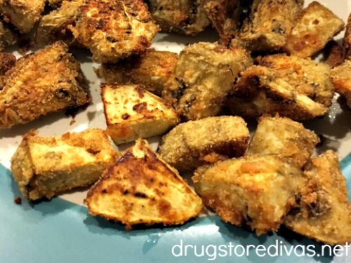 Hungry for eggplant parmesan but don't have the time to make it? Make these Breaded Eggplant Parmesan Bites from www.drugstoredivas.net instead.