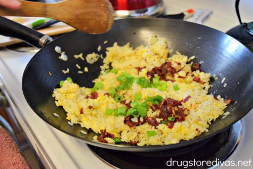 This Yakimeshi recipe (also known as Chahan and Chinese Fried Rice) is amazing! Get it at www.drugstoredivas.net.