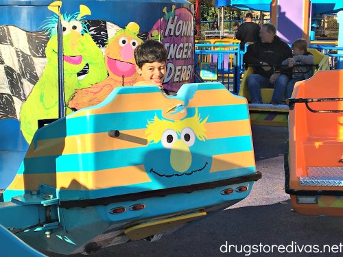 Sesame Place is so cute for Halloween. Learn all about Planning Your Visit To Sesame Place's The Count's Halloween Spooktacular in this post from www.drugstoredivas.net.
