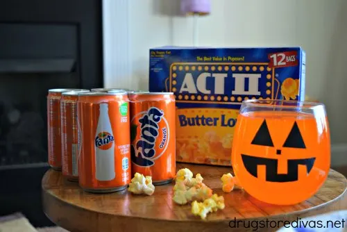 Family Movie Night is so much fun with Fanta, Act II Popcorn, Goosebumps (movie) and these DIY Halloween Pumpkin Drinking Glasses from www.drugstoredivas.net.
