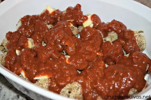 This Baked Eggplant Meatball Parmesan recipe is perfect for your Meatless Monday menu. Get the recipe at www.drugstoredivas.net.