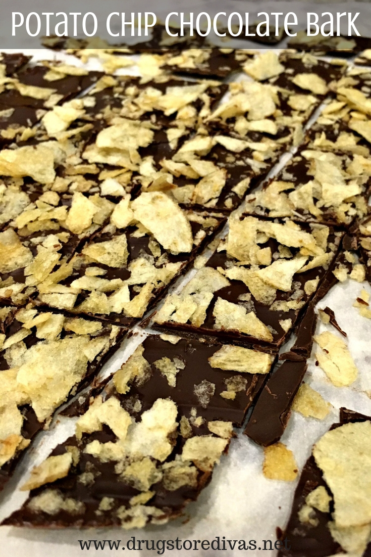 Cut pieces of potato chip chocolate bark with the words "Potato Chip Chocolate Bark" digitally written above it.