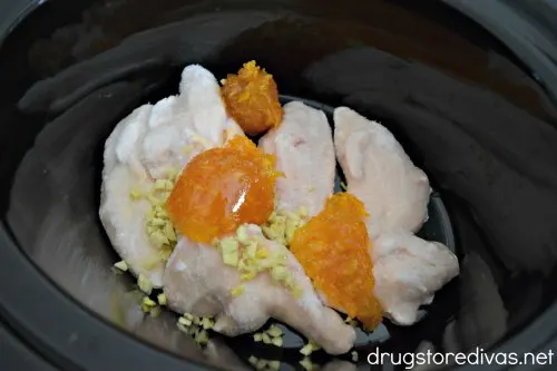 This Slow Cooker Ginger Marmalade Chicken is the perfect simple summer dinner. Get the recipe, which uses marmalade from Magnolia Plantation in Charleston, on www.drugstoredivas.net.