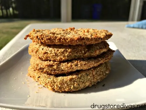 Fried green tomatoes are good, but Baked Fried Green Tomatoes are better. Get the recipe at www.drugstoredivas.net.