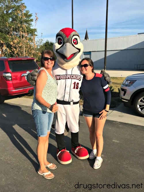 Professional baseball has hit Fayeteville, NC. Check out the Woodpeckers -- and find out everything you need to know about a Fayetteville Woodpeckers game at www.drugstoredivas.net. #TakeFlight