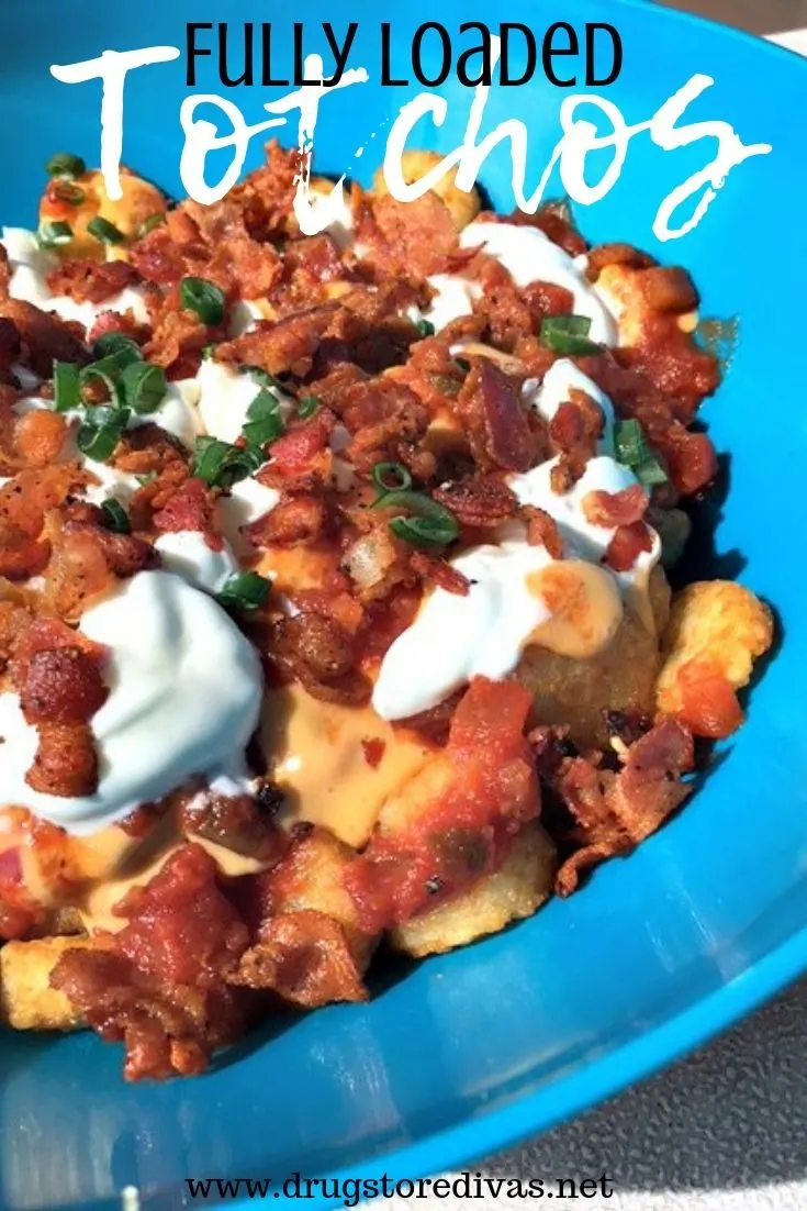 Looking for a tasty twist on nachos? Check out these Fully Loaded Totchos from www.drugstoredivas.net.
