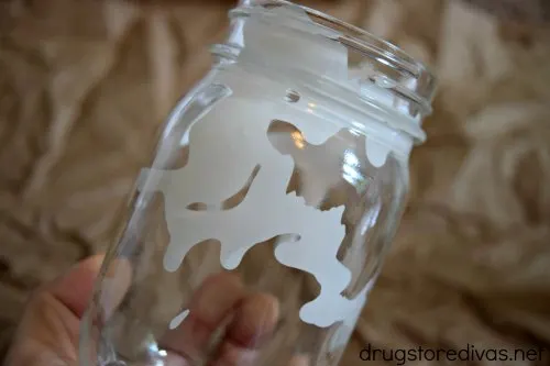 This DIY Mason Jar Ghost is sure to be your favorite homemade, upcycled Halloween decoration. Get the directions at www.drugstoredivas.net.