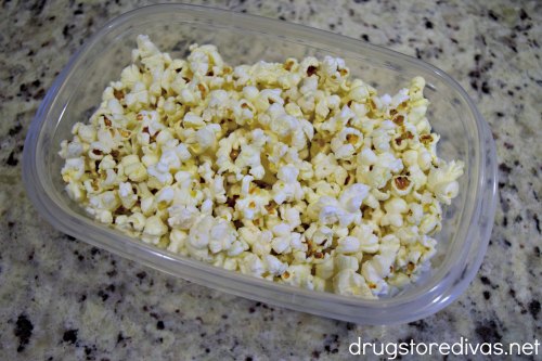 Forget boxed chocolate. Valentine's Day Chocolate Popcorn will be your new favorite Valentine's treat. Get the recipe at www.drugstoredivas.net.