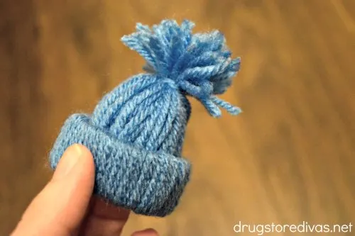 A DIY Mini Winter Hats Yarn Craft.