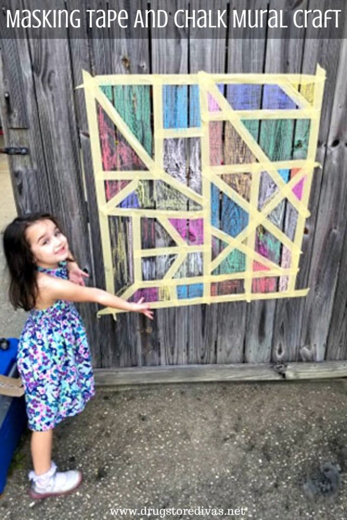 Looking for a fun outdoor kids activity? This Masking Tape And Chalk Mural Craft is perfect. Get details at www.drugstoredivas.net.