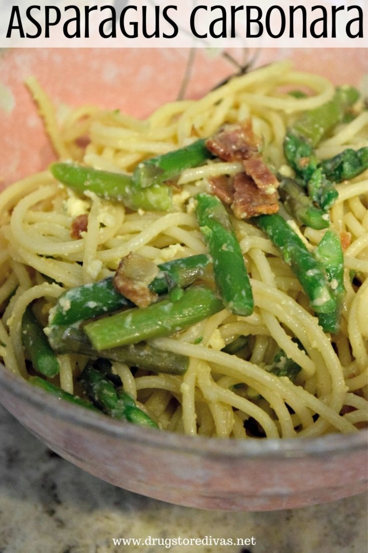 Asparagus Carbonara is such a great way to use asparagus. Plus it has bacon. And that makes everything better.