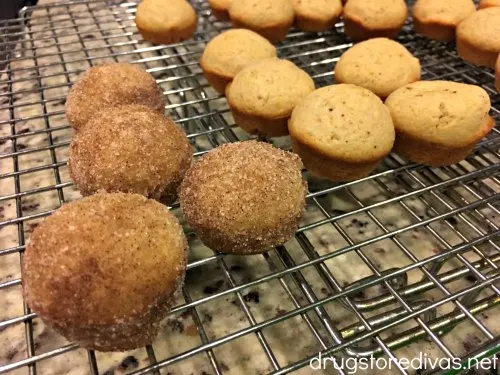 Cinnamon Sugar Doughnut Holes are so easy to make at home. One batch and you'll be hooked. Get the recipe at www.drugstoredivas.net.