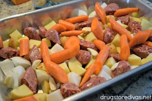 Sheet Pan Chicken Vesuvio is an easy meal. Everything is cooked in one pan. Get the recipe on www.drugstoredivas.net.