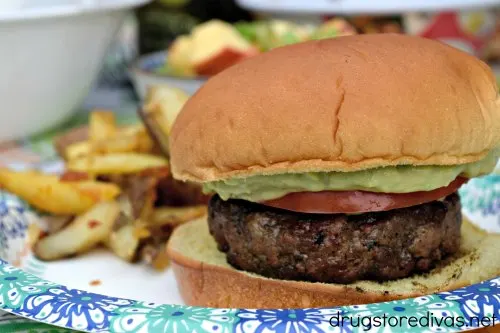 These Bacon-Infused Beef Burgers are the perfect grilled burger. Find out how to make them, with fresh ground beef, on www.drugstoredivas.net.