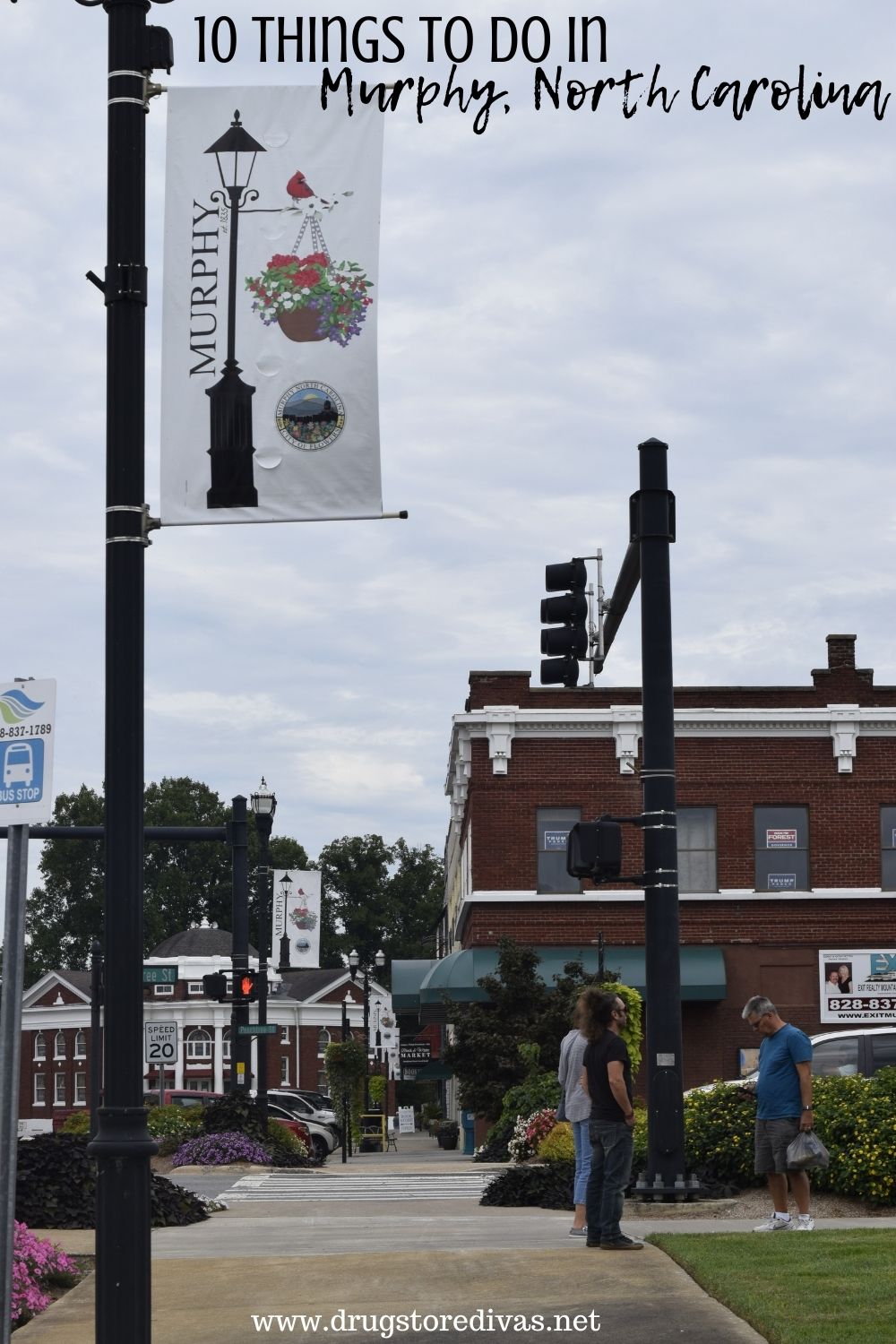 A sign post in Murphy, NC with the words "10 Things To Do In Murphy, North Carolina" written next to it digitally.