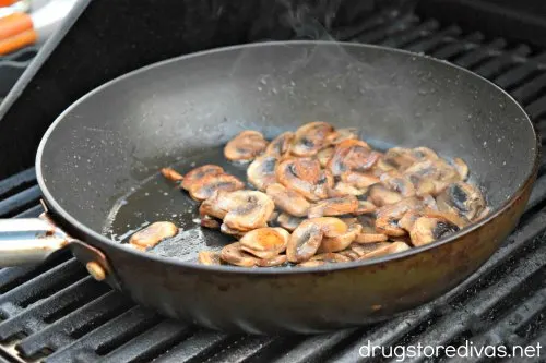 Grilled Mushrooms are the perfect grilled side dish. And they go from grill to table in about 10 minutes. Get the recipe on www.drugstoredivas.net.