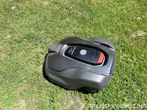An automower on a lawn.