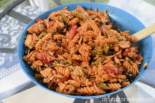 This Taco Pasta Salad is accidentally vegan, incredibly simple to make, has all the flavors of tacos, and is a mayo-free pasta salad.