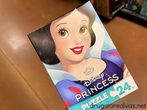A Snow White puzzle.