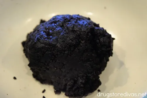 A ball of Oreo cookie crumbles.