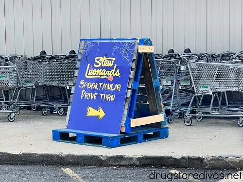 A sign at the entrance of Stew Leonard's Spooktacular Drive Through.