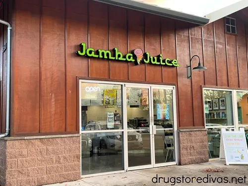 The outside of a Jamba Juice location.