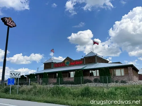 The outside of a Texas Roadhouse restaurant.