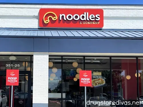 The outside of a Noodles and Company restaurant.