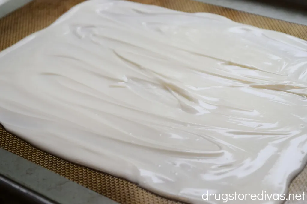 A rectangle of white chocolate.