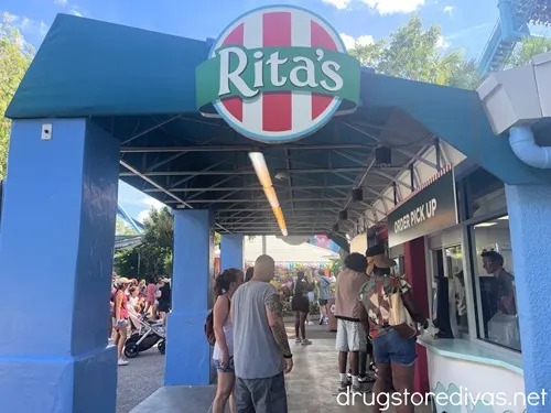 The outside of a Rita's Italian Ice shop that's in SeaWorld Orlando.