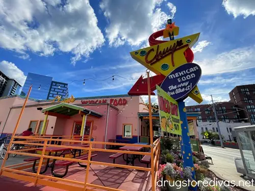 The outside of a Chuy's Tex Mex restaurant.