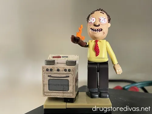 A small building set of a character from the show Rick & Morty.