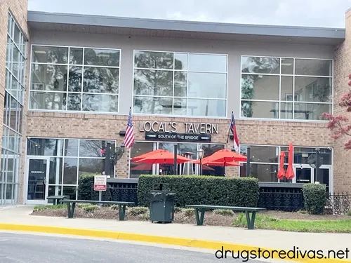 The outside of a restaurant called Locals Tavern in Leland, NC.