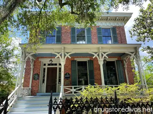 The outside of an olden home called the Price-Gause House in Wilmington, NC.