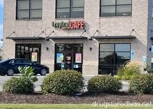 The outside of a Tropical Smoothie Cafe location.