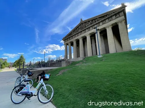 Two bikes in front of the Parthenon in Centennial Park in Nashville.
