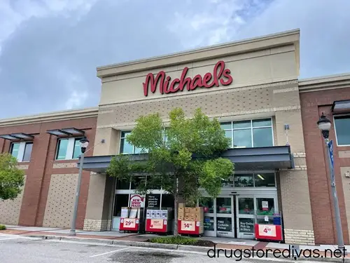 The outside of a Michael's craft store.