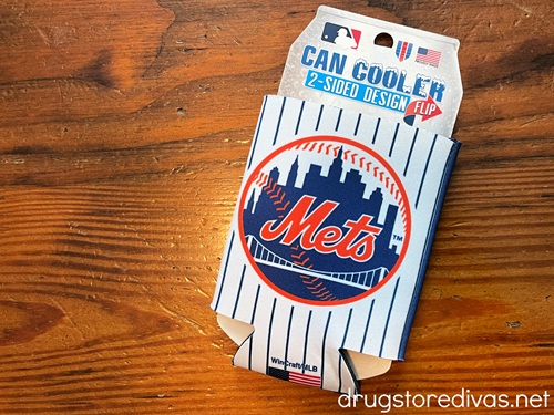 A New York Mets branded can koozie.