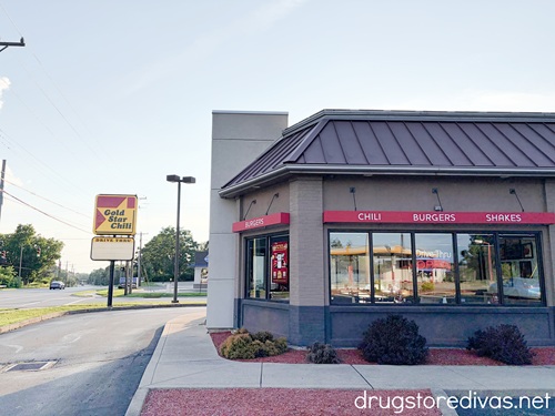 The outside of a Gold Star Chili restaurant.