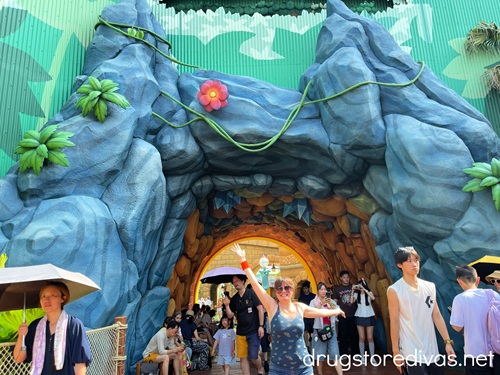 A woman posing in Donkey Kong Country in Universal Studios Japan.